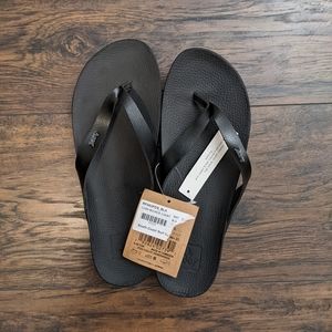 NWT Reef Cushion Court Flip Flops